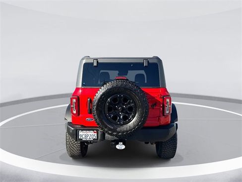 Used 2022 Ford Bronco Wildtrak image 5