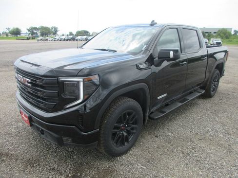 New 2026 GMC Sierra 1500 Elevation w/ Elevation Premium Package AWD/4WD image 12