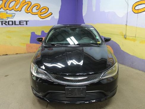 Used 2015 Chrysler 200 LX FWD image 6