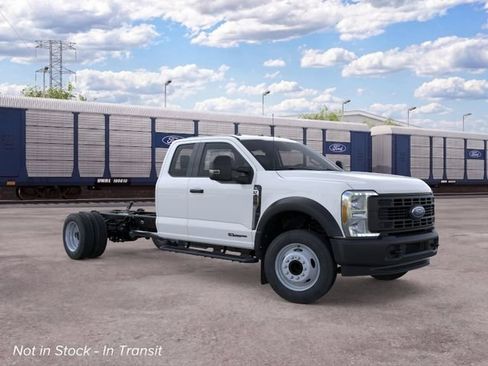 New 2026 Ford F450 2WD SuperCab Super Duty image 7