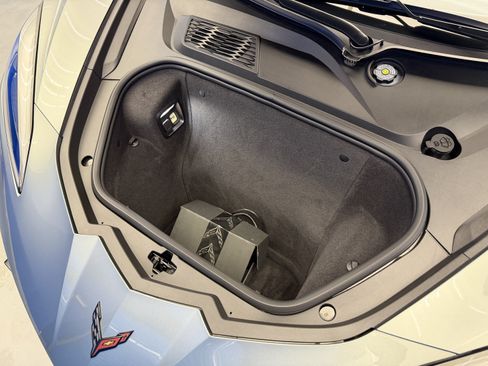 Used 2023 Chevrolet Corvette Stingray Coupe w/ Battery Protection Package RWD image 9
