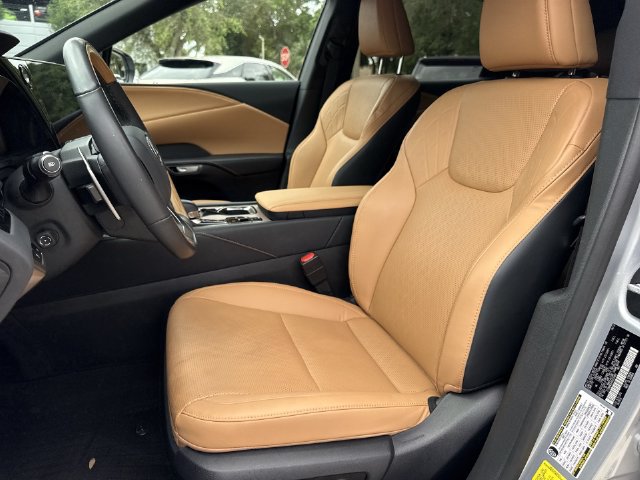 Certified 2024 Lexus RX 350 w/ Technology Package AWD/4WD image 11