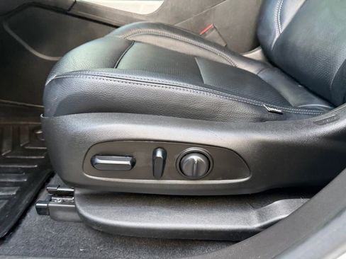 Used 2021 Chevrolet Blazer LT image 18