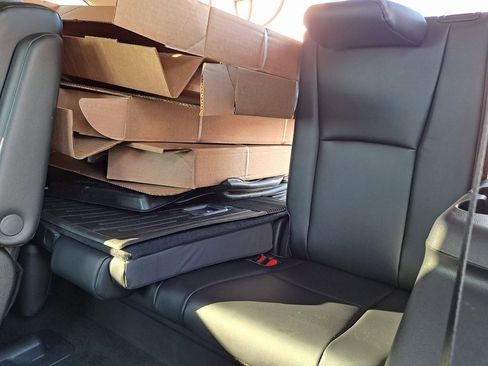 Used 2022 Toyota Highlander XLE image 37