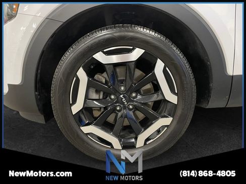 Used 2023 Kia Telluride S AWD/4WD image 14
