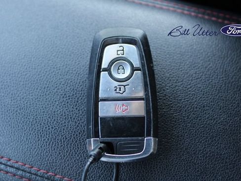 Used 2025 Ford Escape ST-Line FWD image 25