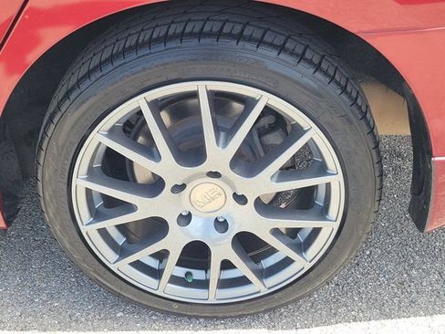 Used 2019 Nissan Sentra SV w/ Special Edition Package FWD image 9