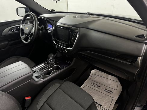 Used 2023 Chevrolet Traverse LT AWD/4WD image 64