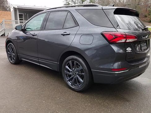 Used 2022 Chevrolet Equinox RS w/ RS Leather Package image 12