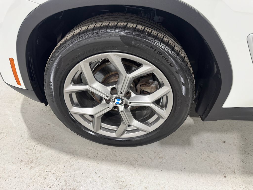 Used 2022 BMW X3 xDrive30i AWD/4WD image 8