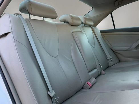 Used 2009 Toyota Camry Hybrid FWD image 18