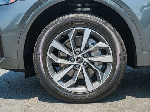 Used 2024 Audi Q5 2.0T Premium AWD/4WD image 19