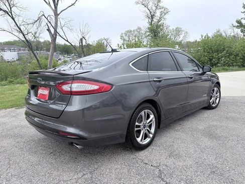 Used 2015 Ford Fusion Titanium FWD image 4