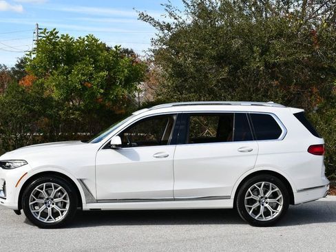 Used 2021 BMW X7 xDrive40i w/ Premium Package 2 image 3