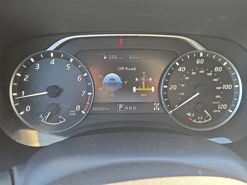 Used 2022 Nissan Frontier SV image 13