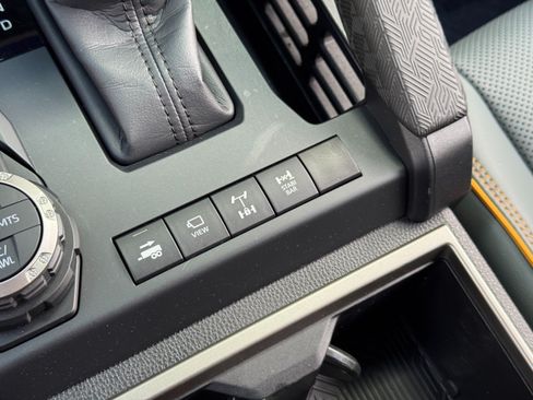 Used 2024 Toyota Tacoma 4x4 Double Cab Hybrid image 34