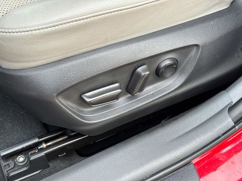 Used 2022 Toyota Camry XSE w/ Navigation Package image 18