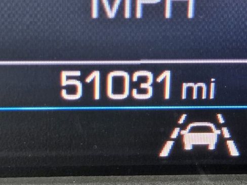 Used 2021 Chevrolet Equinox LT image 23