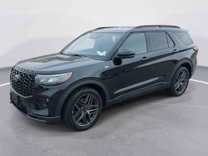 Used 2025 Ford Explorer ST-Line w/ Premium Package