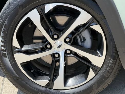 Used 2024 Chevrolet Trax RS w/ Driver Confidence Package FWD image 8