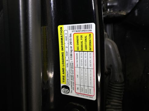 Used 2023 Ford F250 XLT w/ FX4 Off-Road Package image 57