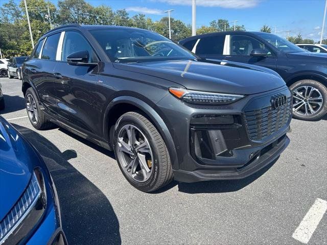 New 2027 Audi Q6 e-tron Premium Plus AWD/4WD image 1