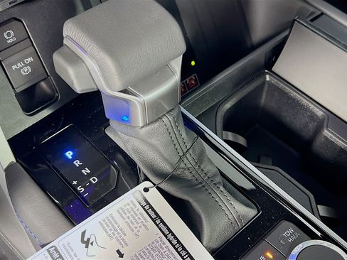 New 2025 Toyota Tundra Platinum image 25