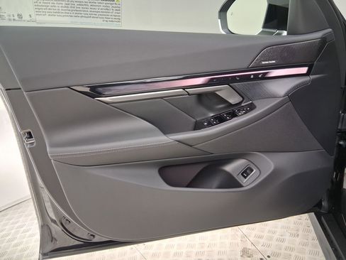 New 2026 BMW 530i RWD image 23