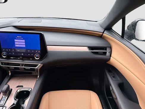 Used 2025 Lexus RX 350 Premium w/ Accessory Package (Z1) FWD image 19