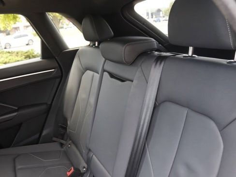Used 2023 Audi Q3 2.0T Premium Plus w/ Premium Plus Package image 17
