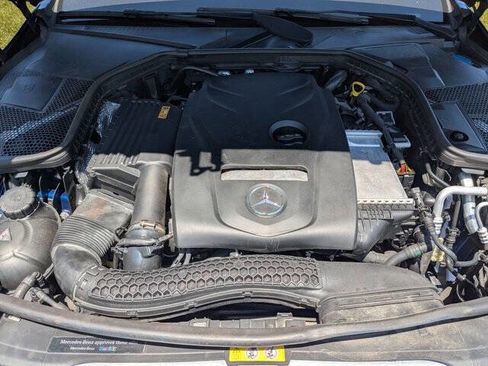 Used 2017 Mercedes-Benz C 300 4MATIC Sedan image 37