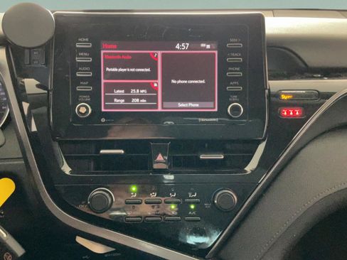 Used 2021 Toyota Camry LE FWD image 13