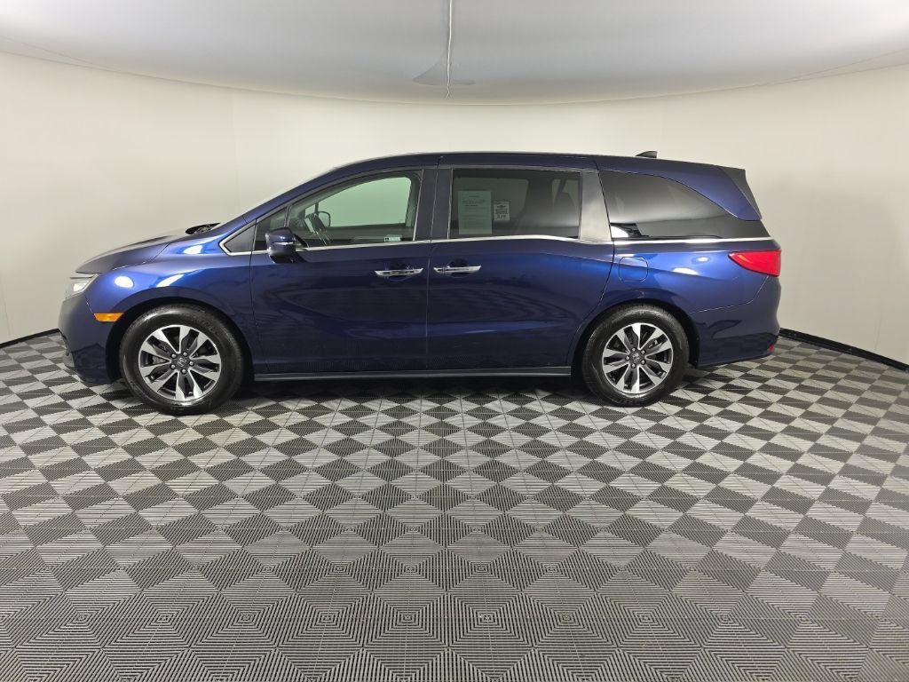 Used 2023 Honda Odyssey EX-L image 2