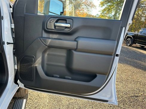 New 2026 GMC Sierra 3500 Pro image 15