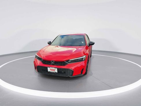 Used 2025 Honda Civic Sport image 3