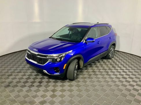 Used 2024 Kia Seltos S AWD/4WD image 11
