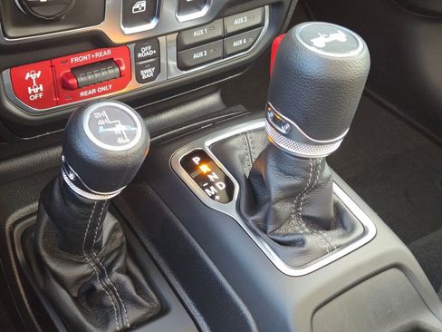 New 2026 Jeep Wrangler Rubicon AWD/4WD image 22