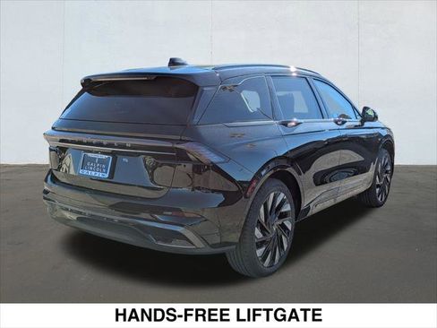 New 2026 Lincoln Nautilus Reserve w/ Jet Appearance Package image 2