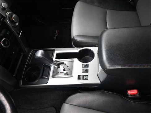 Certified 2023 Toyota 4Runner SR5 Premium image 31