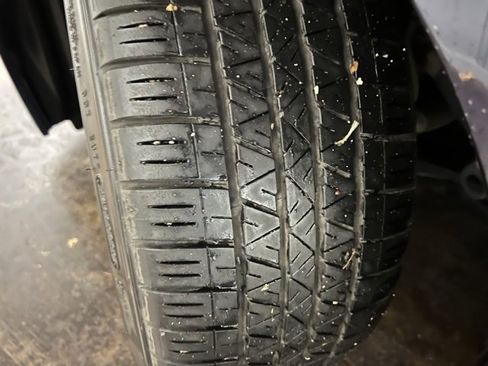 Used 2024 Toyota Corolla SE image 11