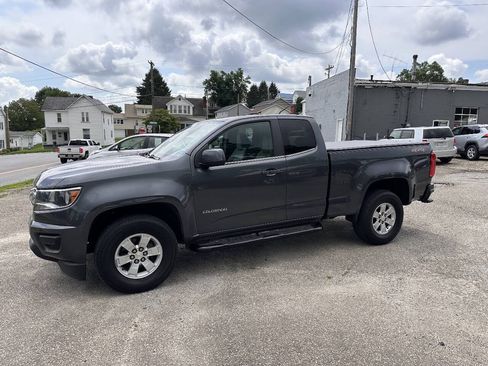 Used 2016 Chevrolet Colorado W/T w/ WT Convenience Package AWD/4WD image 2