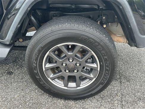 Used 2020 Jeep Gladiator Overland image 19
