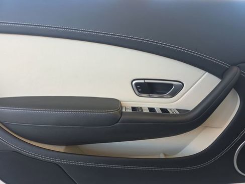 Used 2014 Bentley Continental GT V8 S image 21