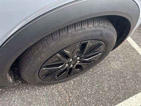 Used 2025 Ford Mustang Mach-E Select w/ Comfort Package Lite image 22