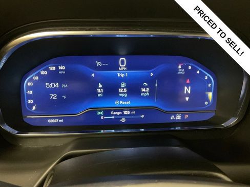 Used 2024 Chevrolet Tahoe Premier AWD/4WD image 2