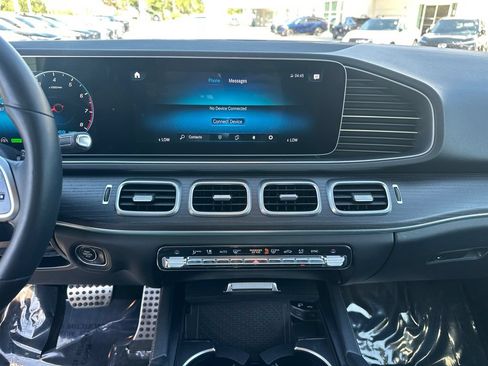 Used 2020 Mercedes-Benz GLE 450 4MATIC image 26