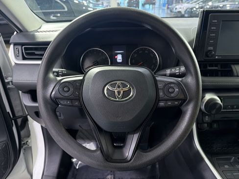 Used 2021 Toyota RAV4 LE FWD image 26
