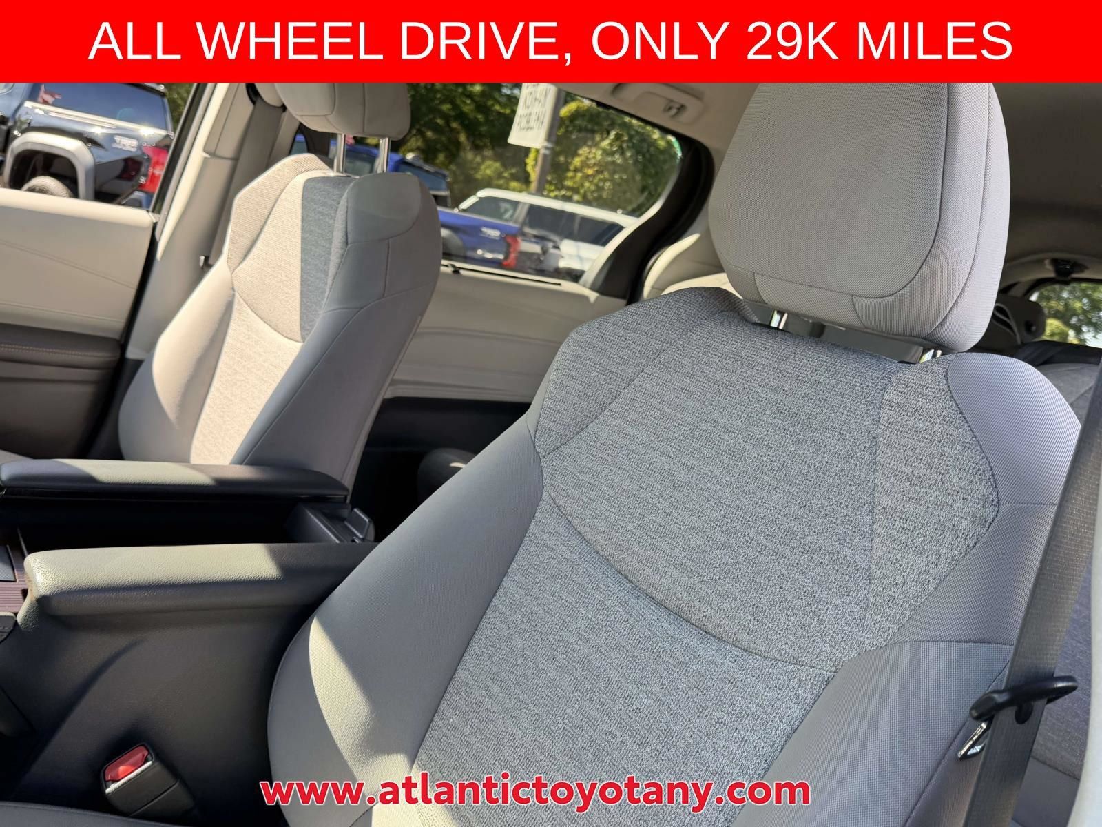 Used 2022 Toyota Sienna LE AWD/4WD image 13