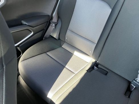 Used 2025 Kia Soul LX w/ LX Technology Package FWD image 39