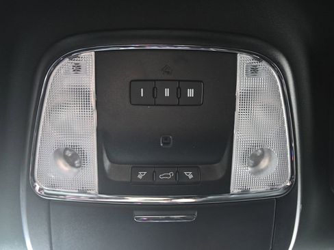 Used 2019 Dodge Durango GT AWD/4WD image 35